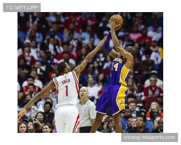 哈基姆·奥拉朱旺内线脚步变化提升篮下得分效率明显